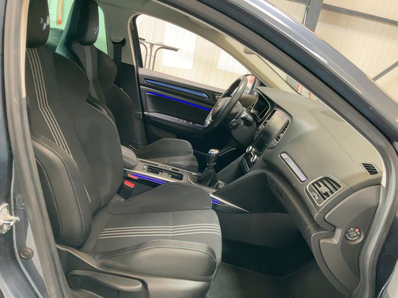 Renault Megane 1.6 dCi Energy GT-Line — zdjęcie 11