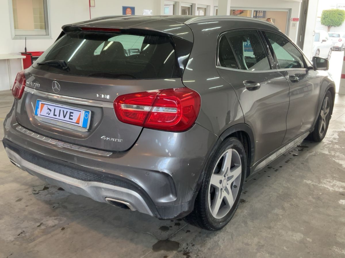 Mercedes-Benz GLA-Klasse 2015 — photo 9