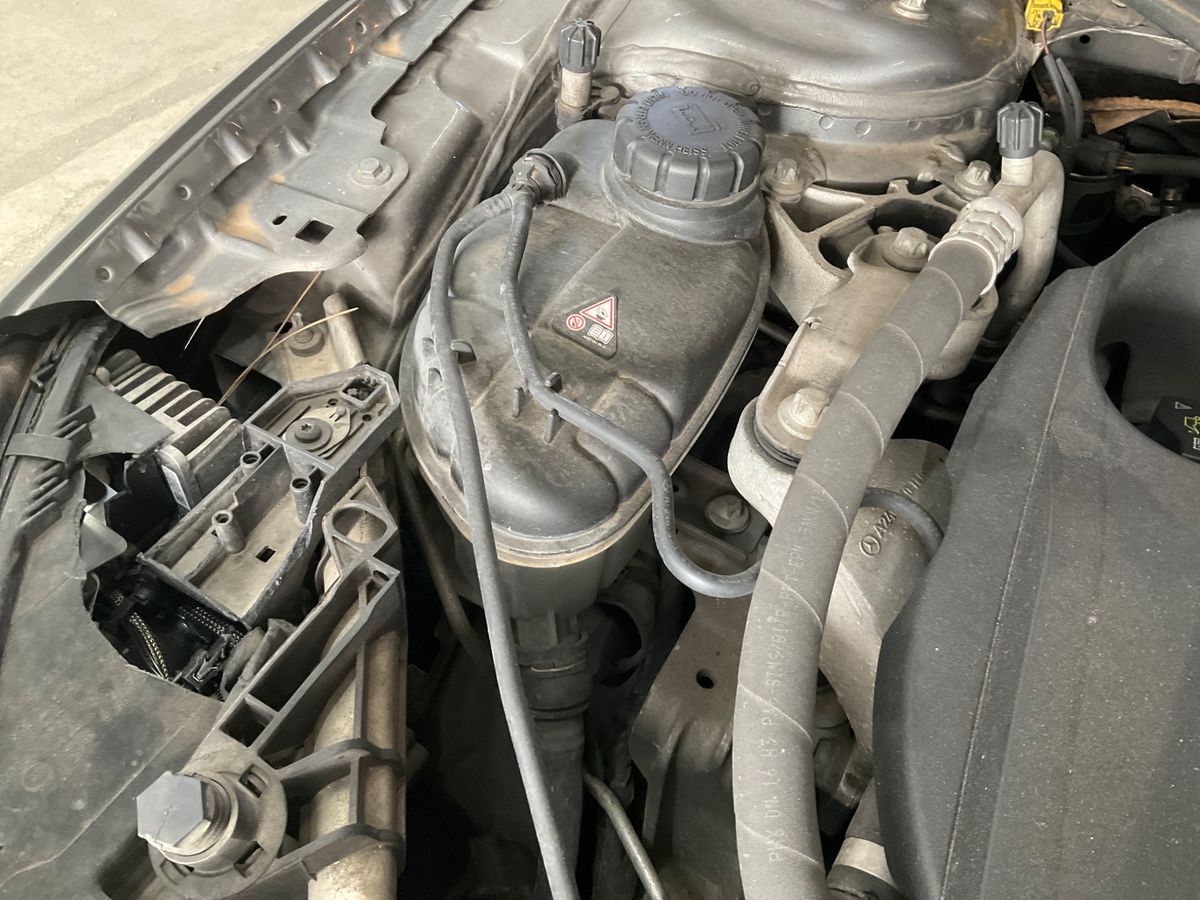 Mercedes-Benz GLA-Klasse 2015 — photo 47