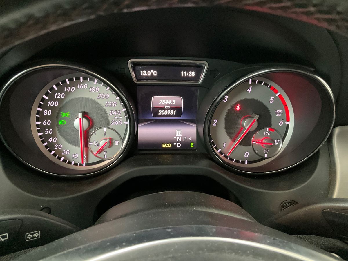 Mercedes-Benz GLA-Klasse 2015 — photo 19