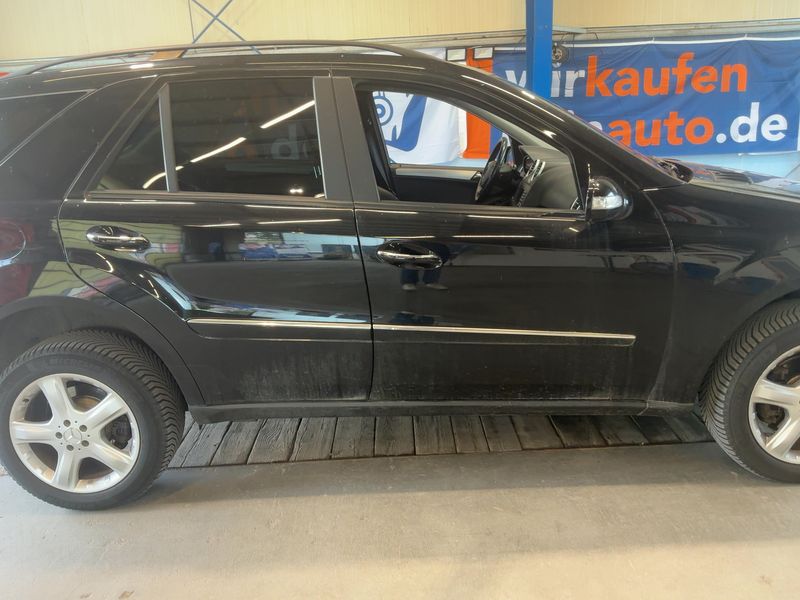Mercedes-Benz M-Klasse ML 320 CDI — zdjęcie 7