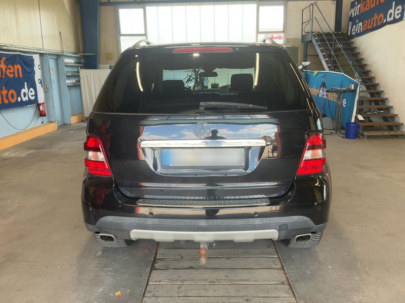 Mercedes-Benz M-Klasse ML 320 CDI — zdjęcie 5