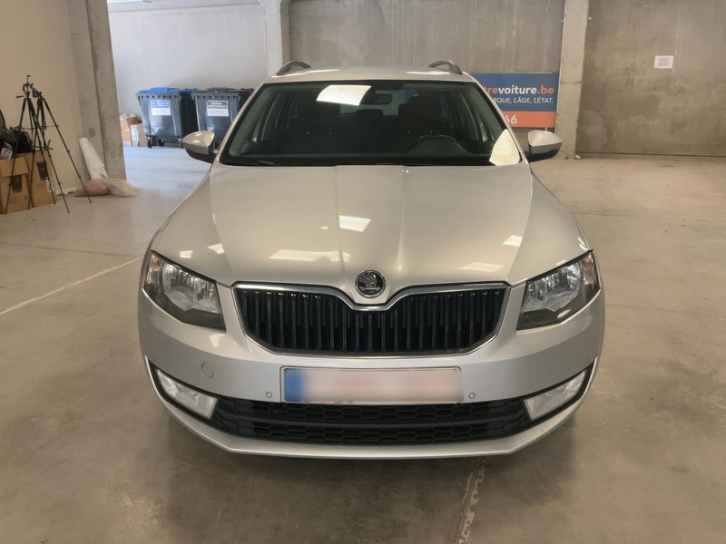 Skoda Octavia 1.6 TDI Ambition 2017 – снимка 14