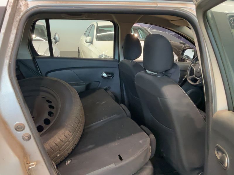 Dacia Logan MCV 0.9 TCe Comfort — zdjęcie 14