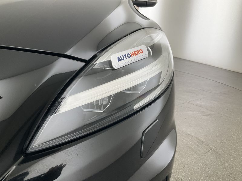 Volvo V40 2.0 D3 R-Design 2016 – снимка 58