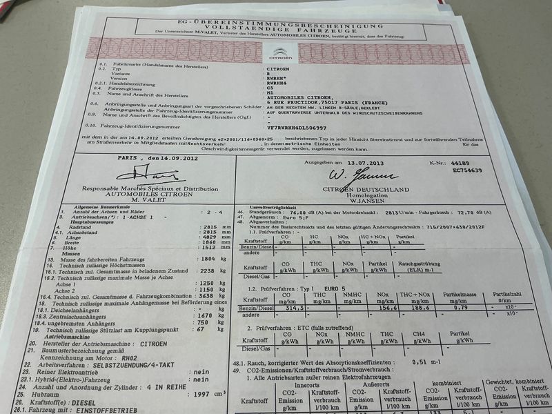 Citroen C5 2.0 HDi Exclusive — zdjęcie 16