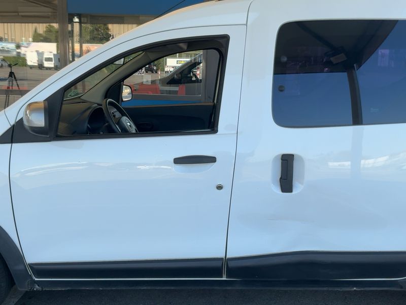 Dacia Dokker 1.5 dCi Diesel Stepway — zdjęcie 4