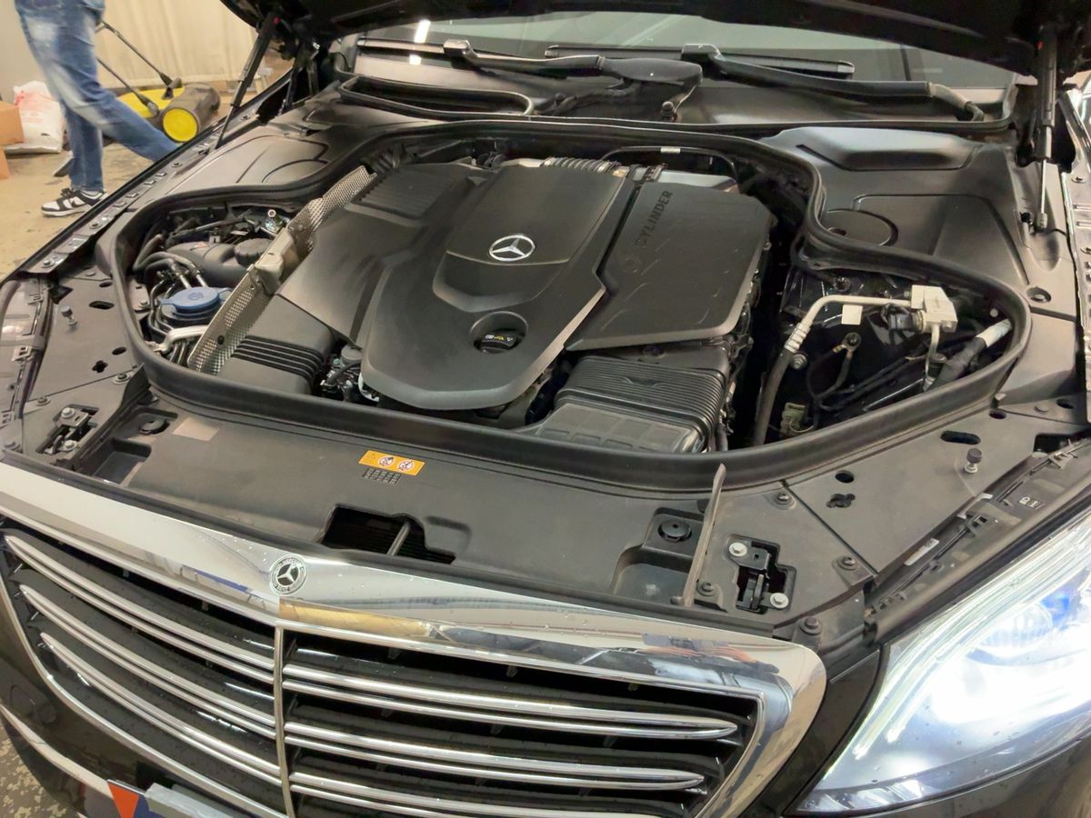 Mercedes-Benz S-Klasse 2020 — photo 23