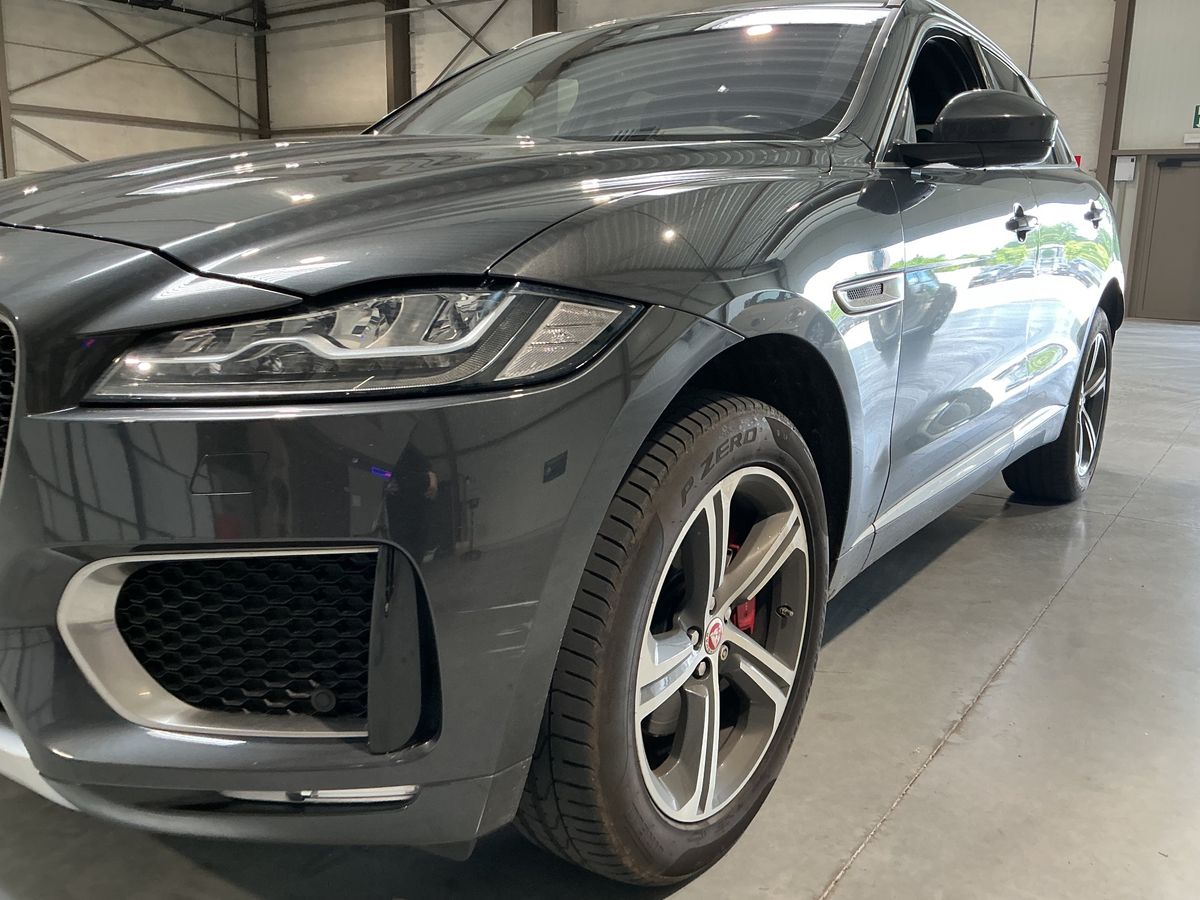 Jaguar F-Pace d'occasion
