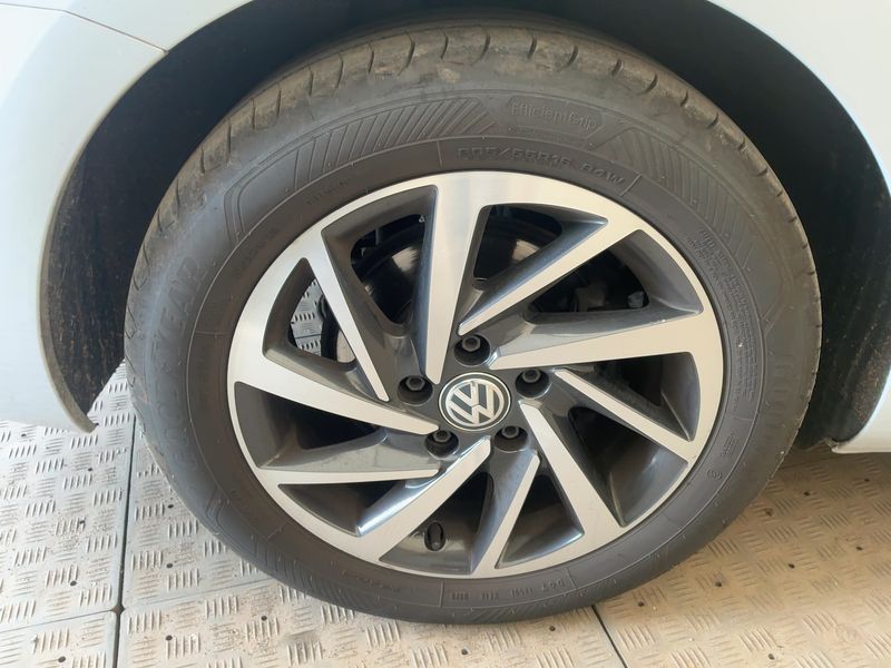 Volkswagen Golf VII 1.5 TSI ACT Sound 2017 – снимка 9