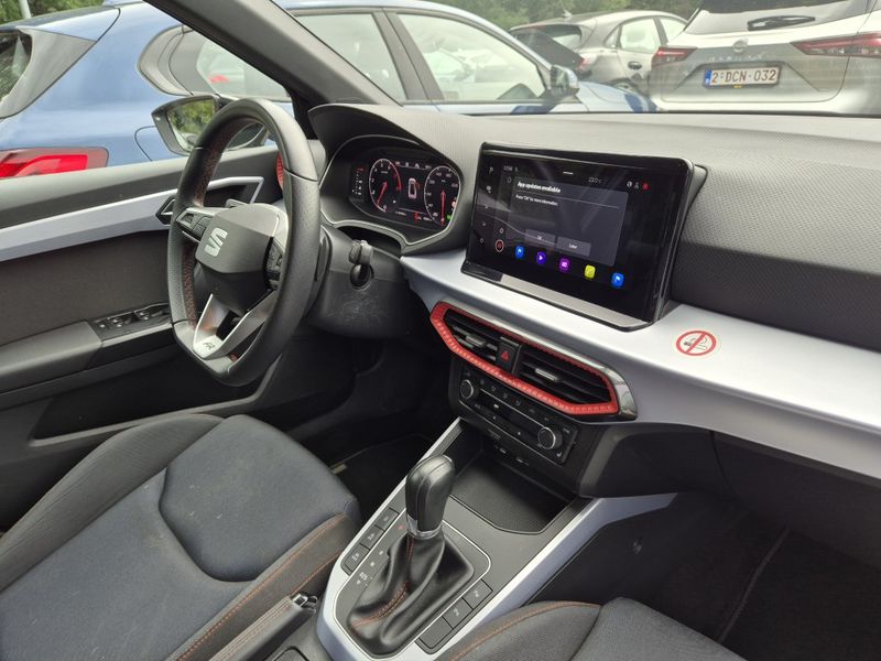 Seat Arona 1.0 TSI FR — zdjęcie 6