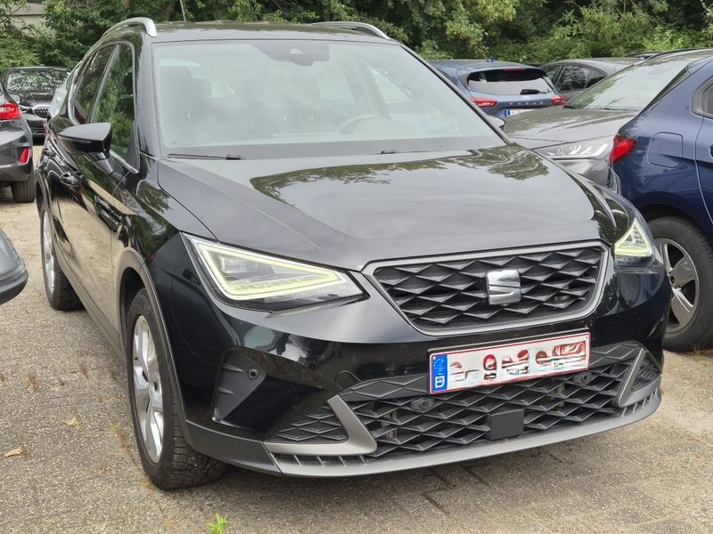 Seat Arona 1.0 TSI FR — zdjęcie 4