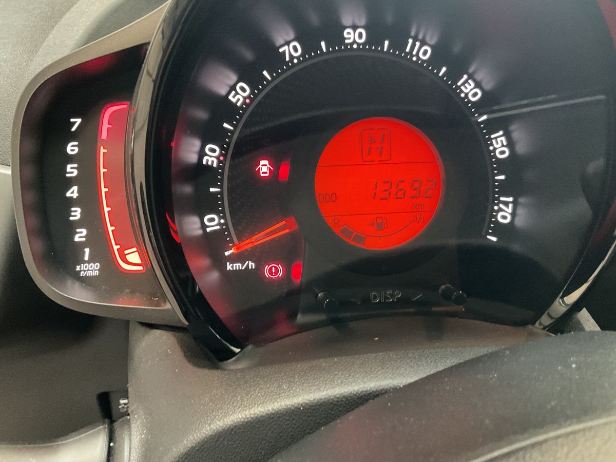 Toyota Aygo 2021 — photo 19