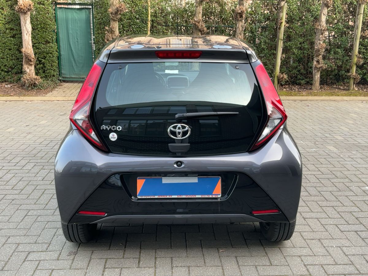 Toyota Aygo 2021 — photo 8