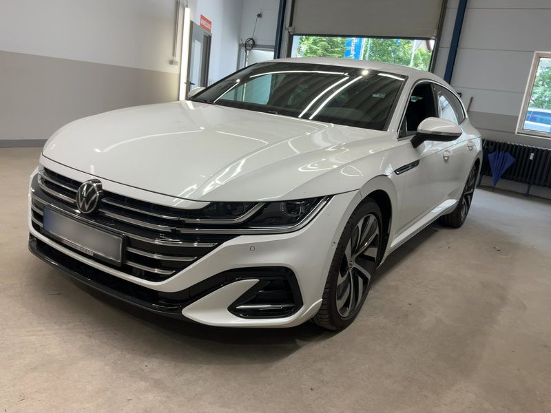Volkswagen Arteon Shooting Brake 2.0 TDI R-Line 4Motion