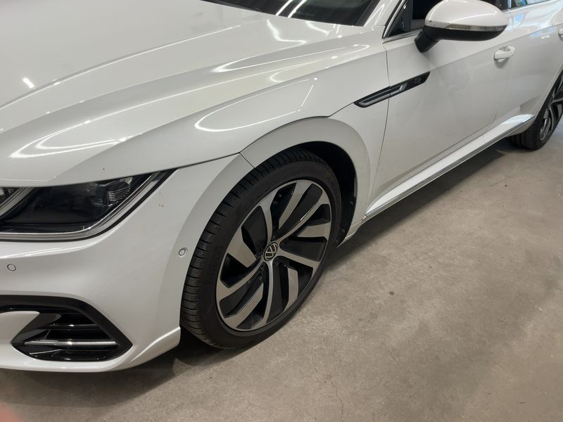 Volkswagen Arteon Shooting Brake 2.0 TDI R-Line 4Motion — zdjęcie 2