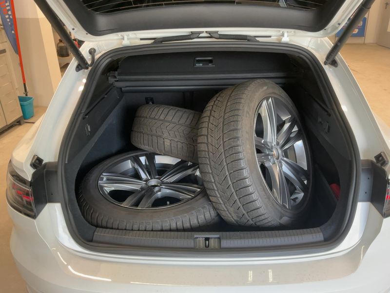 Volkswagen Arteon Shooting Brake 2.0 TDI R-Line 4Motion — zdjęcie 10
