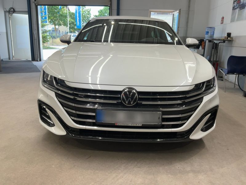 Volkswagen Arteon Shooting Brake 2.0 TDI R-Line 4Motion — zdjęcie 9