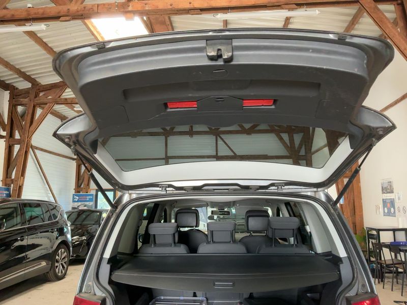 Volkswagen Touran 1.2 TSI Life — zdjęcie 10