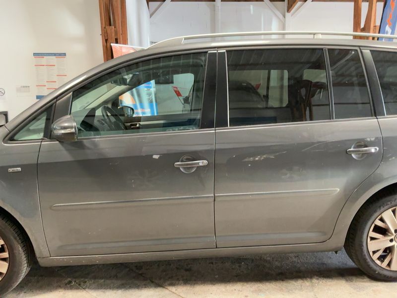 Volkswagen Touran 1.2 TSI Life — zdjęcie 4