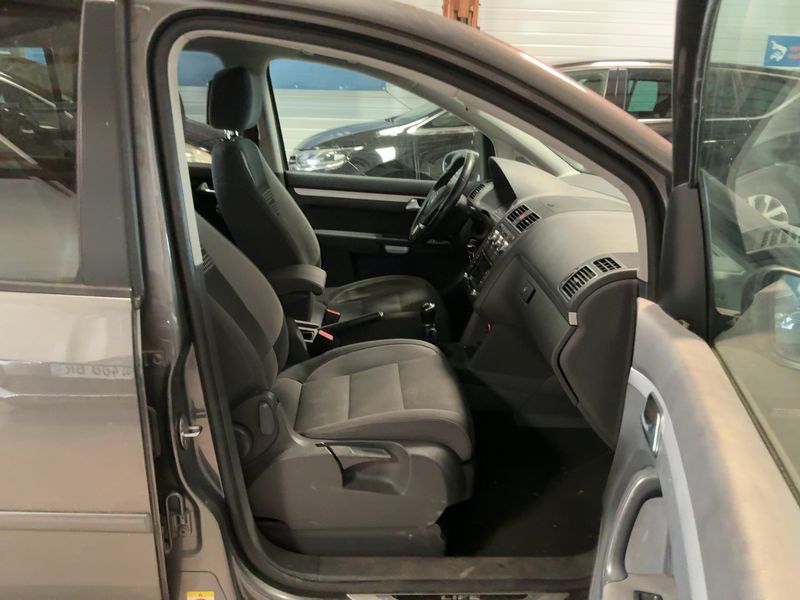 Volkswagen Touran 1.2 TSI Life — zdjęcie 11