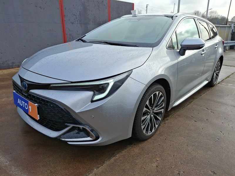 Corolla 2.0 Hybrid Team D