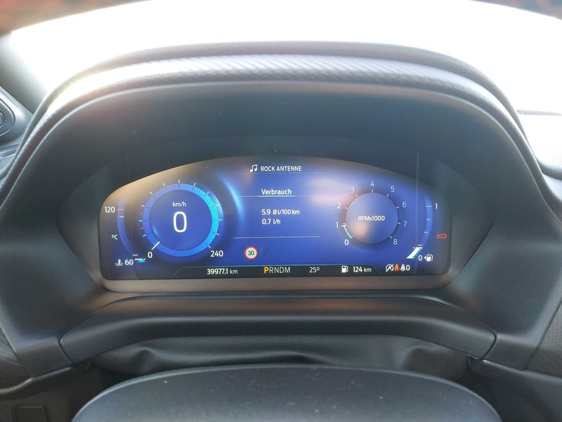 Ford Puma 1.0 EcoBoost Mild-Hybrid ST-Line X — zdjęcie 12