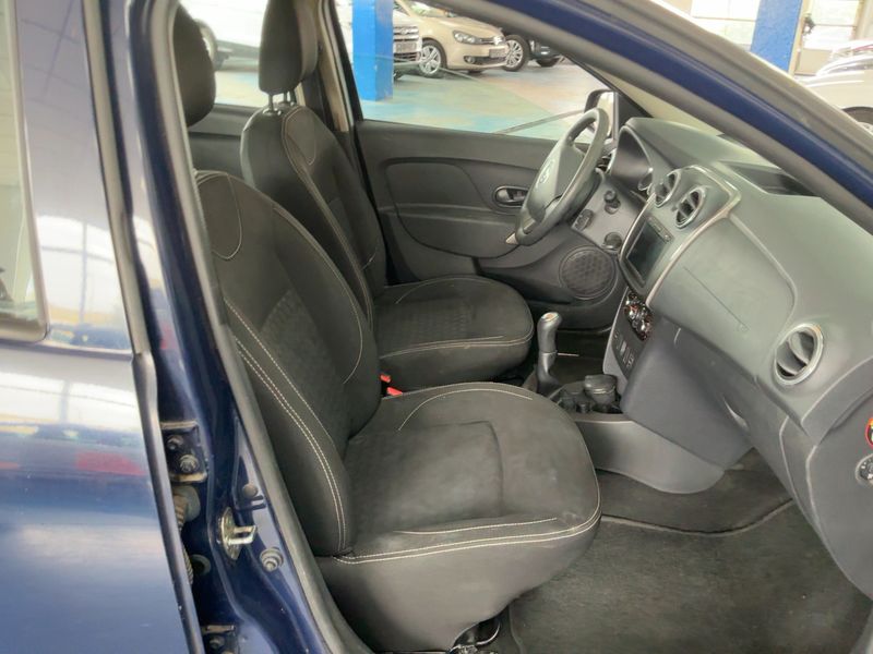 Dacia Logan MCV 1.2 Laureate — zdjęcie 11