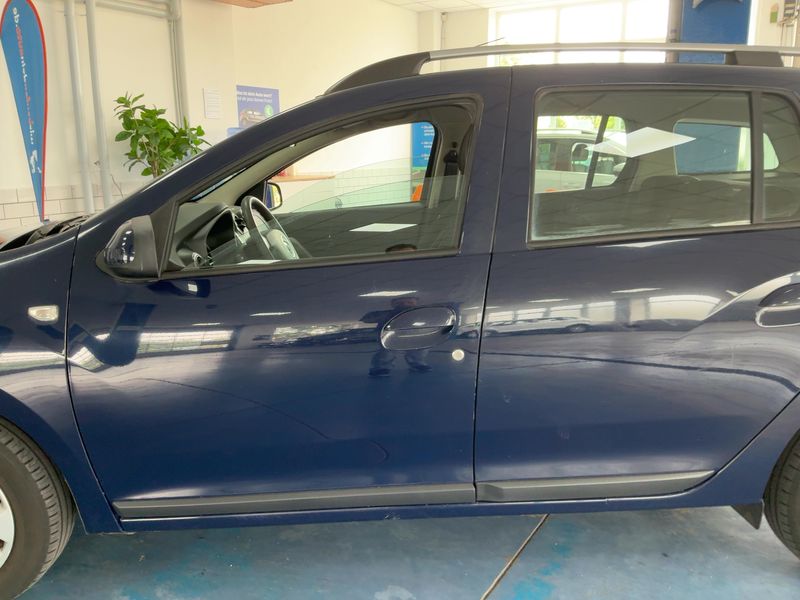 Dacia Logan MCV 1.2 Laureate — zdjęcie 4