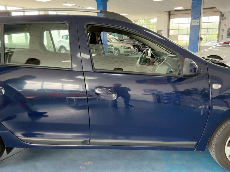 Dacia Logan MCV 1.2 Laureate — zdjęcie 7