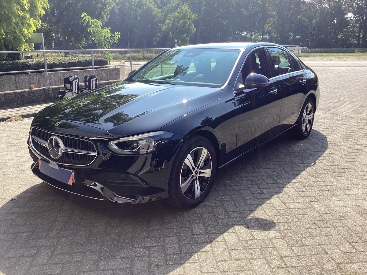 Mercedes-Benz C-Klasse C300e Avantgarde