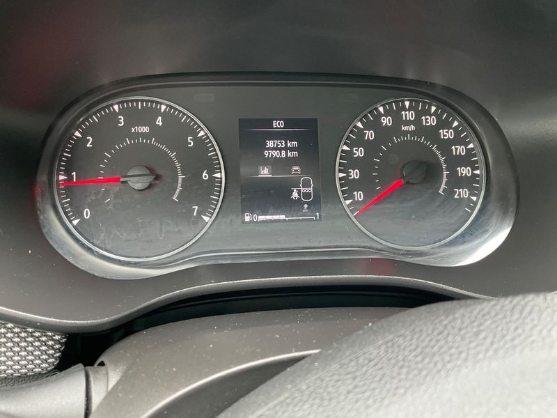 Dacia Sandero 1.0 TCe LPG Stepway Comfort — zdjęcie 13