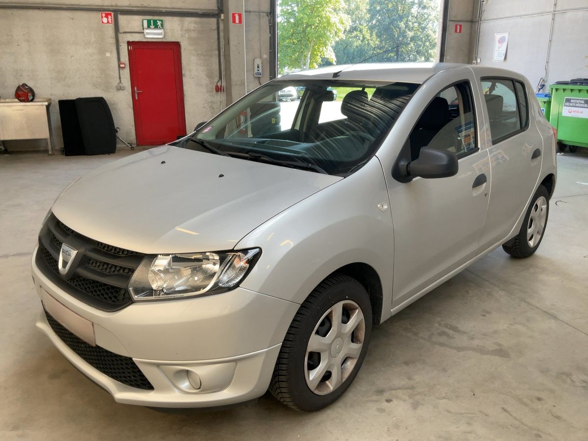 Dacia Sandero 2015