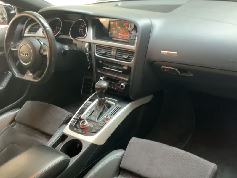 Audi A5 2.0 TDI — zdjęcie 12