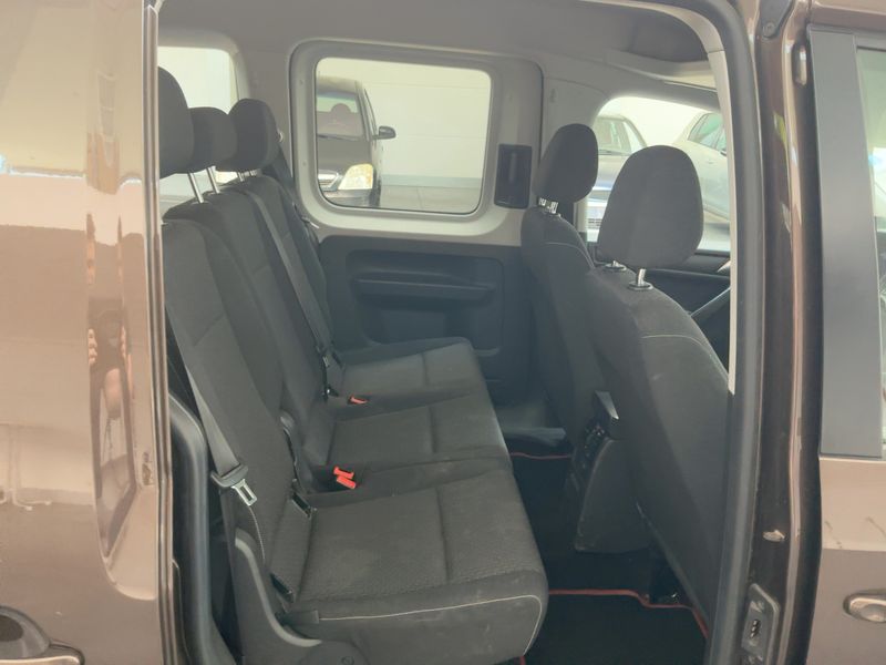 Volkswagen Caddy 1.4 TSI Trendline BlueMotion Tech 2016 – снимка 19