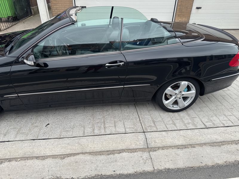 Mercedes-Benz CLK-Klasse CLK 200 Kompressor Elegance — zdjęcie 25