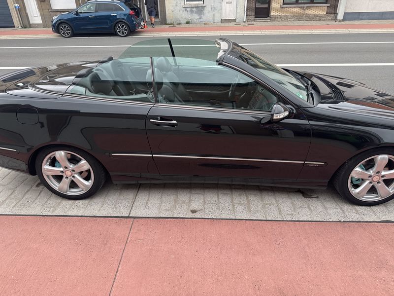 Mercedes-Benz CLK-Klasse CLK 200 Kompressor Elegance — zdjęcie 21