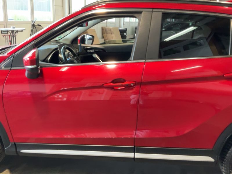 Mitsubishi Eclipse Cross 1.5 T-MIVEC Intro Edition 2WD — zdjęcie 4