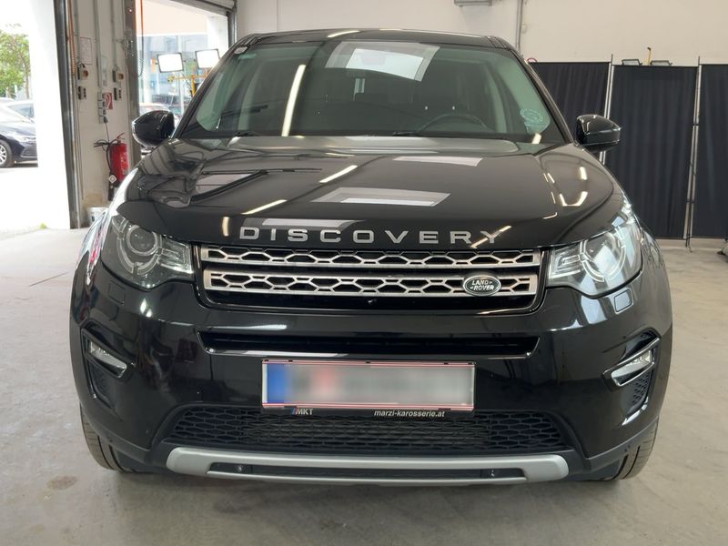 Land Rover Discovery Sport 2.0 Turbo HSE — zdjęcie 9