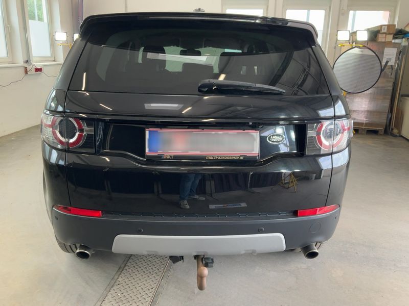 Land Rover Discovery Sport 2.0 Turbo HSE — zdjęcie 5
