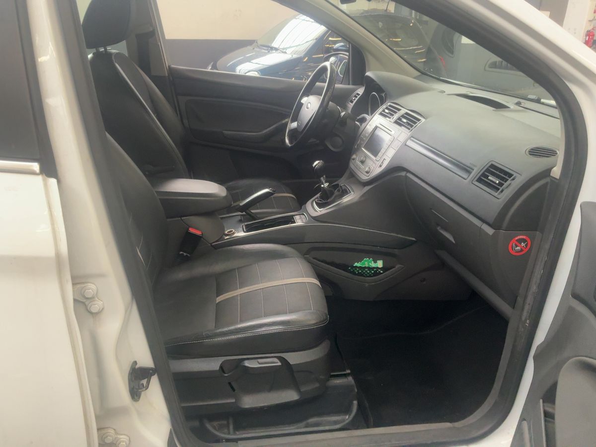 Ford Kuga 2.0 TDCi Titanium - Immagine 8