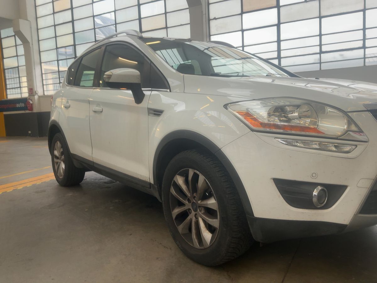 Ford Kuga 2.0 TDCi Titanium - Immagine 6