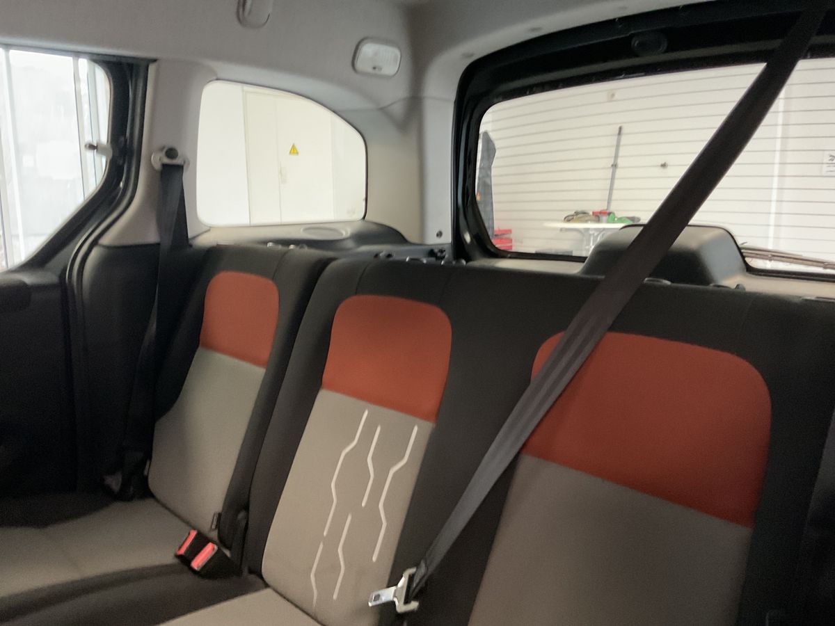 Peugeot Partner 2015 — photo 35