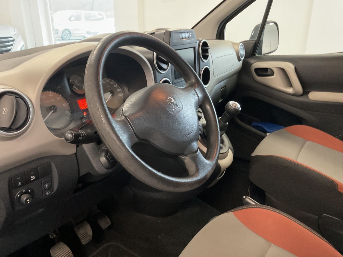 Peugeot Partner 2015 — photo 33