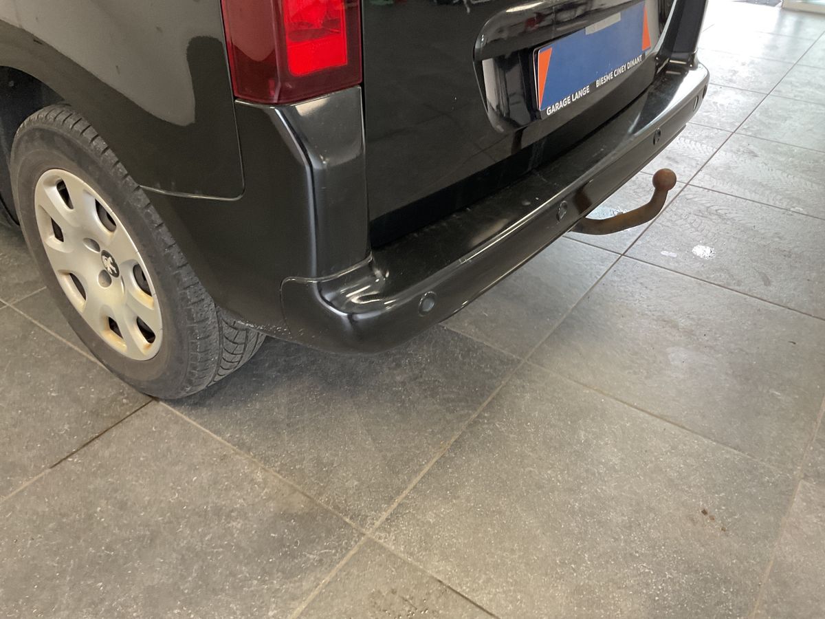 Peugeot Partner 2015 — photo 40