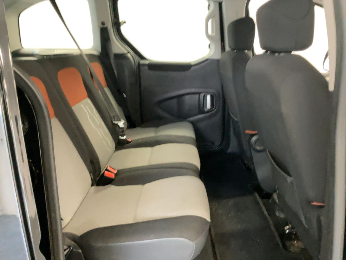 Peugeot Partner 2015 — photo 20