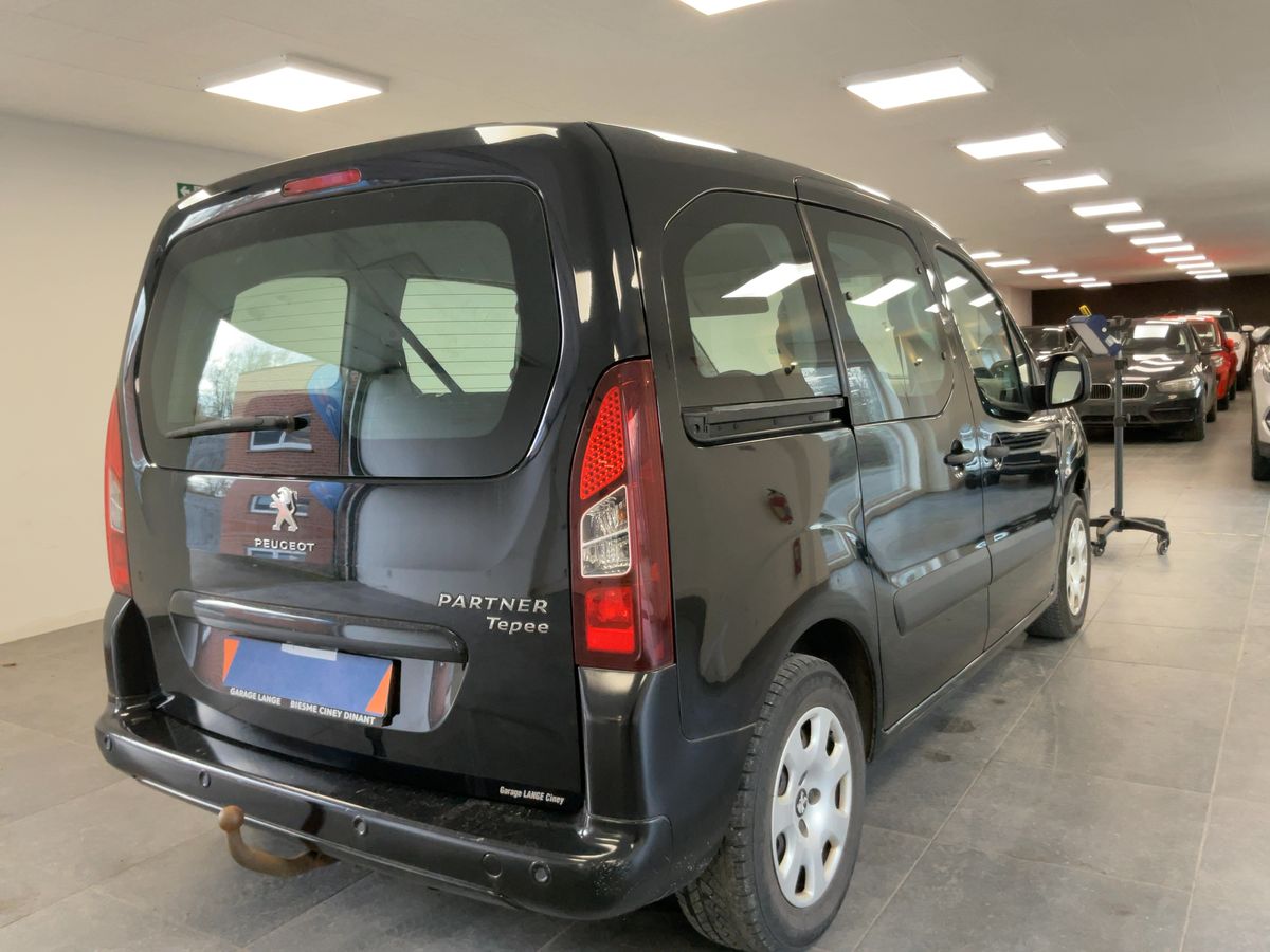 Peugeot Partner 2015 — photo 9