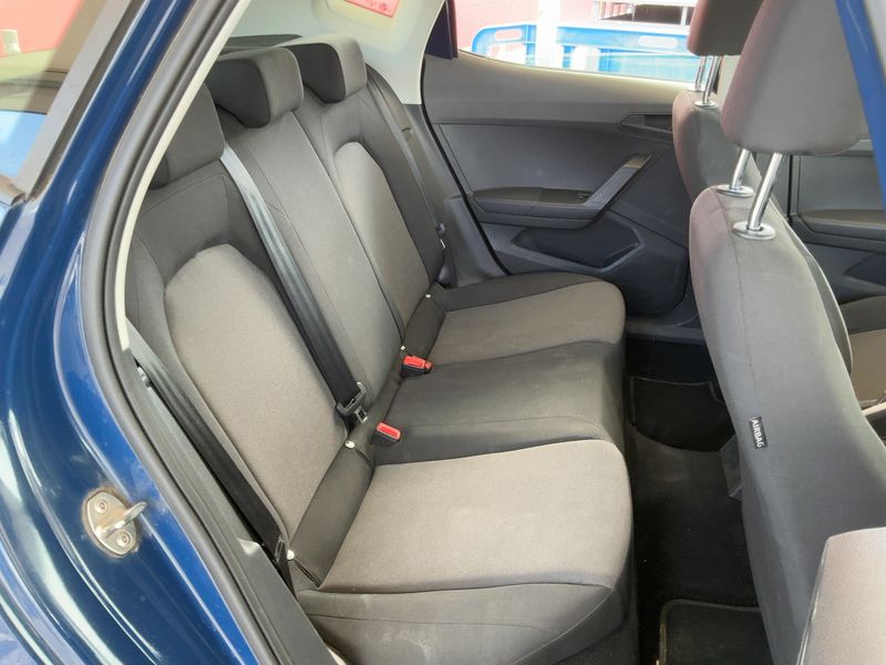 Seat Arona 1.0 TSI Reference Plus — zdjęcie 14