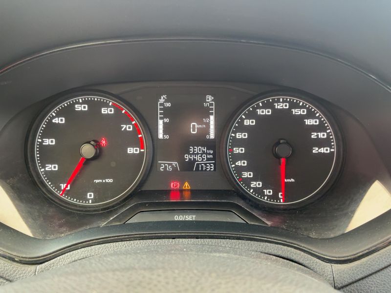 Seat Arona 1.0 TSI Reference Plus — zdjęcie 13