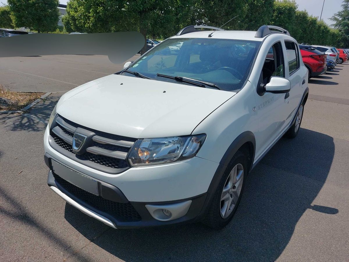 Dacia Sandero 2015
